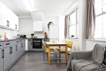 Standard Shared Apartment at Northernhay House, Northernhay Place, Central, Exeter, EX43RY - Image 4