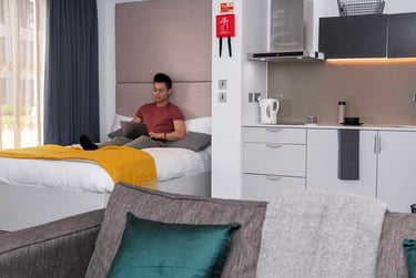 Diamond Studio at Glasgow West End, Kelvinhaugh Street, City Centre, Glasgow, G38PX - Image 3