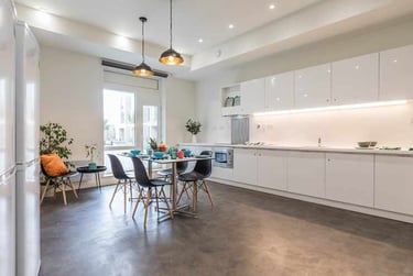 Platinum Ensuite at The Cam Foundry, 315 Mill Road, City Centre, Cambridge, CB13DL - Image 9