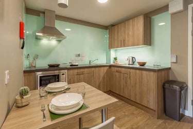 Platinum Plus Studio at The Combworks, 455 George Street, City Centre, Aberdeen, AB253YB - Image 2