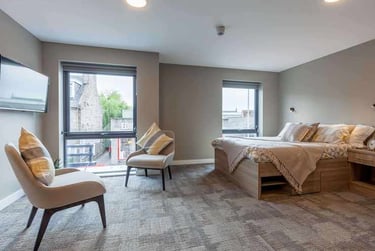 Platinum Plus Studio at The Combworks, 455 George Street, City Centre, Aberdeen, AB253YB - Image 1