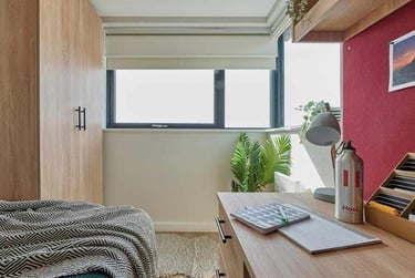 Platinum En-suite - Image 1