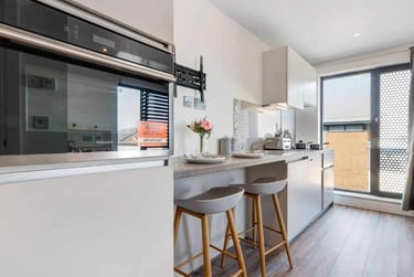 Studio Platinum Plus - Image 4