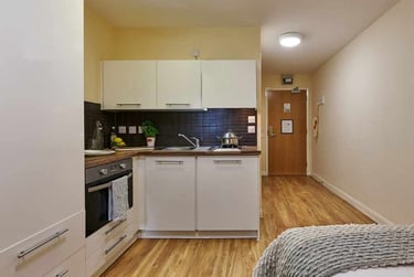 Premium Studio - Image 4