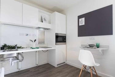 Silver Studio at The Cam Foundry, 315 Mill Road, City Centre, Cambridge, CB13DL - Image 3