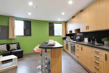 Classic En-suite - Image 4