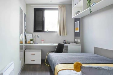 Classic En-suite - Image 3