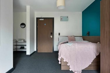 Platinum One Bed Flat at Cavendish Place, 20 Wilmott Street, Manchester Metropolitan University, Manchester, M156AS - Image 4