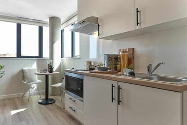 Accessible Platinum Plus Studio - Image 4