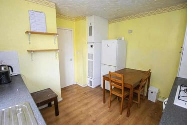 4 bed flat, Hubert Croft, Selly Park, Birmingham, B296DU - Image 5