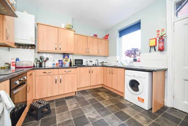 6 bed house, Rossington Road, Sharrowvale, Sheffield, S118SA - Image 2