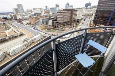 2 bed flat, Masshouse Plaza, City Centre, Birmingham, B55JF - Image 2