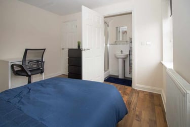 4 bed house, Blue Fox Close, City Centre, Leicester, LE30EE - Image 10