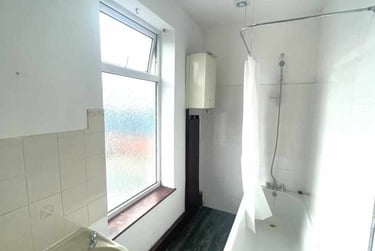 1 bed flat, Ribbleton Lane, Deepdale, Preston, PR15EE - Image 4