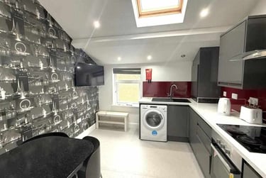 1 bed house, Friargate, City Centre, Preston, PR12EE - Image 2