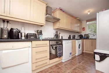6 bed house, Warwards Lane, Selly Park, Birmingham, B297RD - Image 3