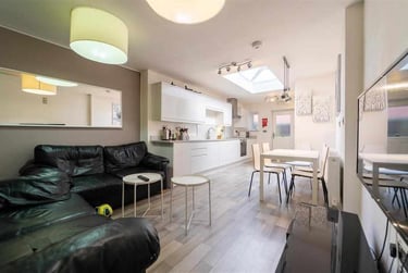 5 bed house, Holly Grove, Hubert Road, Selly Park, Birmingham, B296EQ - Image 3