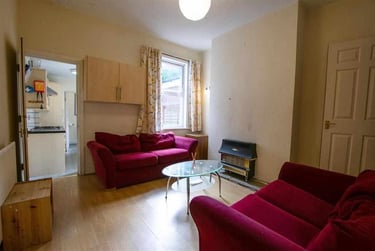 4 bed house, Harrow Road, Selly Park, Birmingham, B297DN - Image 2