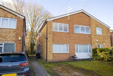2 bed flat, Wellman Croft, Selly Oak, Birmingham, B296NS - Image 1