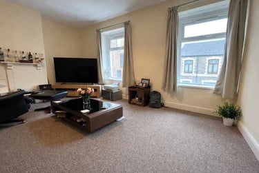 1 bed flat, Splott, Cardiff, CF241PP - Image 1