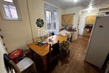 6 bed house, Upperton Road, City Centre, Leicester, LE30HE - Image 4