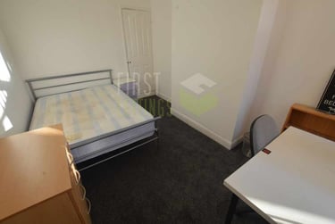 3 bed house, St. Leonards Road, Clarendon Park, Leicester, LE23BZ - Image 4