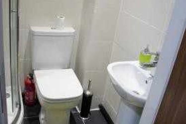 4 bed flat, 4 bed (En-suites) Albion Street, Highfields, Leicester, LE16GB - Image 8