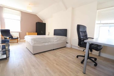 6 bed house, Roath, Cathays, Cardiff, CF244GD - Image 5