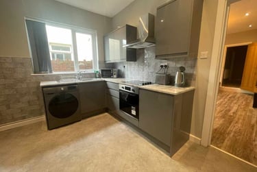 2 bed house, Heath, Gabalfa, Cardiff, CF143NF - Image 5