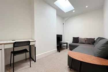 5 bed house, Roath, Plasnewydd, Cardiff, CF243EN - Image 2