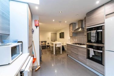 6 bed house, Hubert Road, Selly Park, Birmingham, B296ER - Image 5