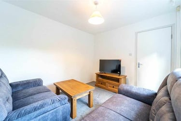 4 bed house, Leahurst Crescent, Harborne, Birmingham, B170LG - Image 1