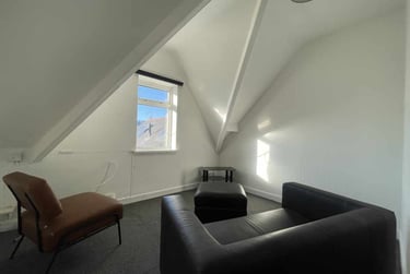 2 bed house, Roath, Plasnewydd, Cardiff, CF235BX - Image 2