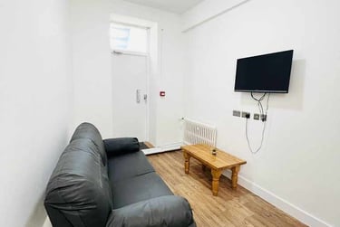 4 bed flat, 18-20 Albion Street, Highfields, Leicester, LE16GB - Image 10