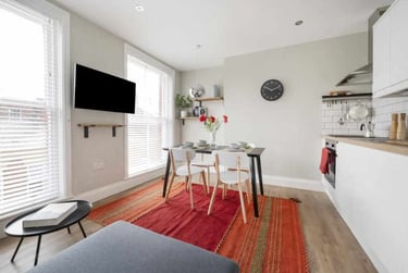 1 bed flat, 13 Winckley Street, City Centre, Preston, PR12AA - Image 1