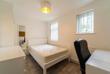 5 bed house, Holly Grove, Hubert Road, Selly Park, Birmingham, B296EQ - Image 9