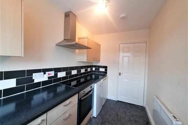 2 bed flat, Christian Road, City Centre, Preston, PR18NB - Image 5