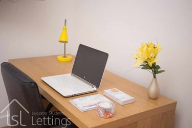 3 bed flat, Albion Street, Highfields, Leicester, LE16GB - Image 3