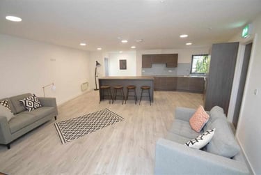 1 bed flat, Frederick Road, Selly Oak, Birmingham, B296PB - Image 4