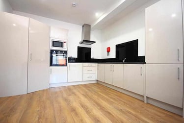 2 bed flat, Lune Street, City Centre, Preston, PR12NN - Image 2