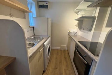 1 bed flat, Roath, Plasnewydd, Cardiff, CF235BX - Image 8