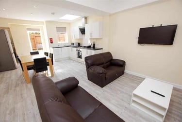 5 bed house, Raddlebarn Road, Selly Park, Birmingham, B296HH - Image 8