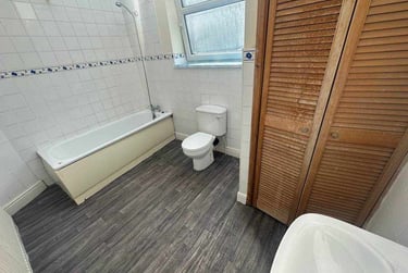1 bed flat, N/A, Cathays, Cardiff, CF244DY - Image 5
