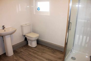 2 bed flat, Christ Church Street, City Centre, Preston, PR18PH - Image 4