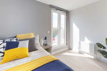 1 bed flat, Studio (With Private Balcony), Helmdon Road, City Centre, Leicester, LE27AL - Image 1