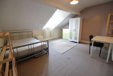 5 bed house, Westcotes Drive, City Centre, Leicester, LE30QT - Image 3