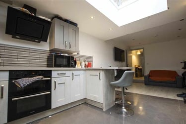 5 bed house, Florence Buildings, Hubert Road, Selly Park, Birmingham, B296EH - Image 2