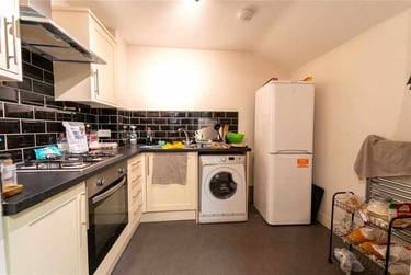 1 bed flat, Oakfield Road, Selly Park, Birmingham, B297ED - Image 3