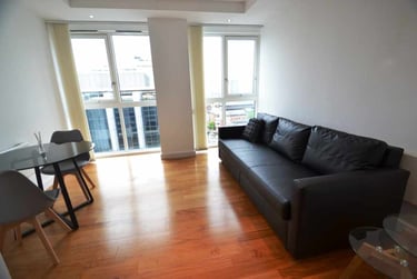 1 bed house, City Centre, Adamstown, Cardiff, CF240DH - Image 2