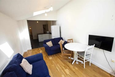 4 bed house, Lottie Road, Selly Park, Birmingham, B296JZ - Image 2